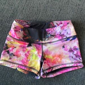 Fleo 3.25 Mid Rise Shorts